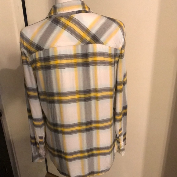 GAP LS Plaid Shirt - Picture 2 of 4